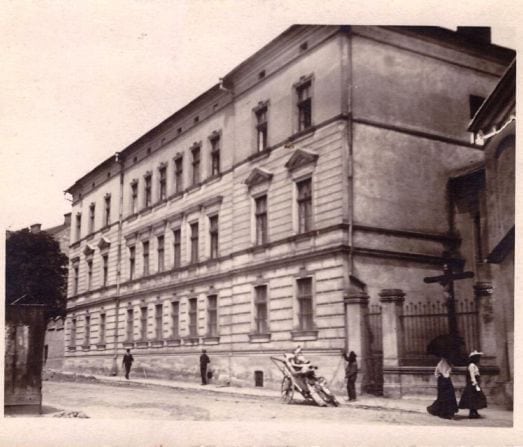 Bursa Sióstr Urszulanek Tarnów - zdjęcie archiwalne